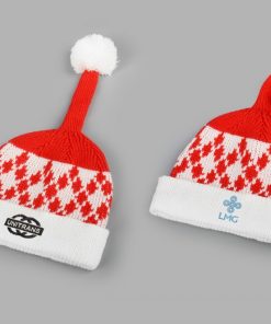 Strikket nisselue med egen logo